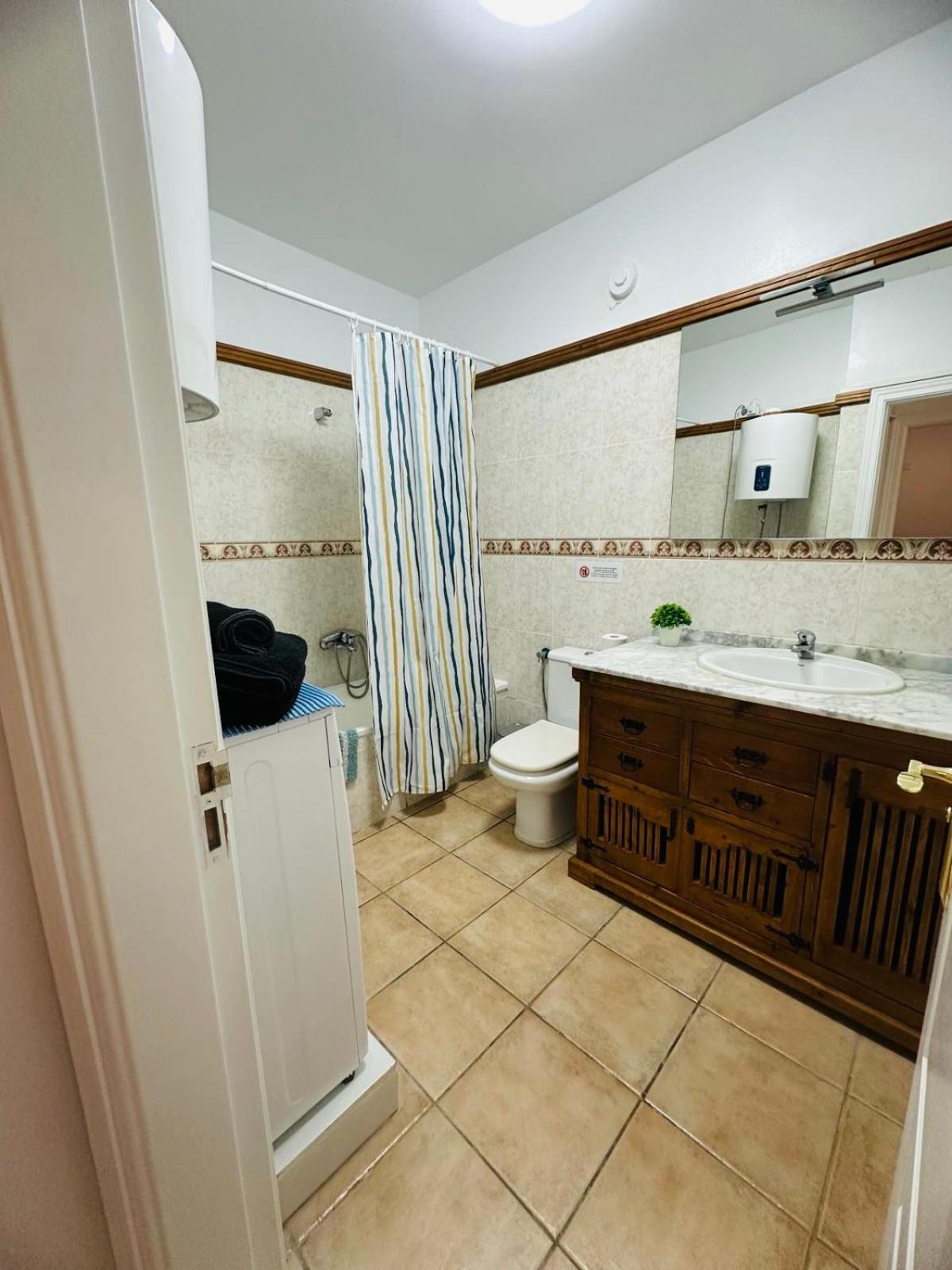 Beach Paradise Apartment Адехе Экстерьер фото